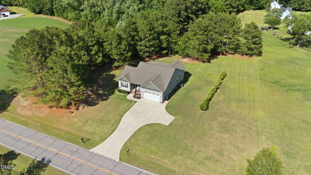 1547 Lassiter Pond Road, Four Oaks, NC 27524