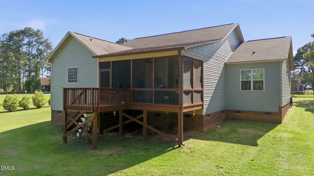 1547 Lassiter Pond Road, Four Oaks, NC 27524