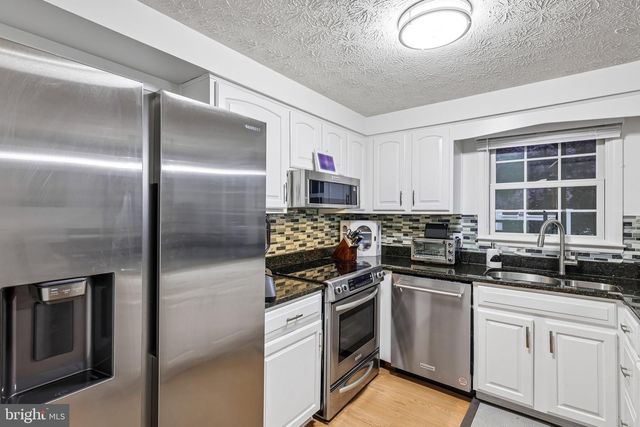 7856 MARIOAK DR, Elkridge, MD 21075