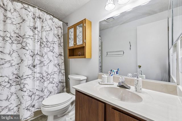 7856 MARIOAK DR, Elkridge, MD 21075