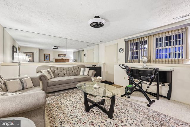 7856 MARIOAK DR, Elkridge, MD 21075
