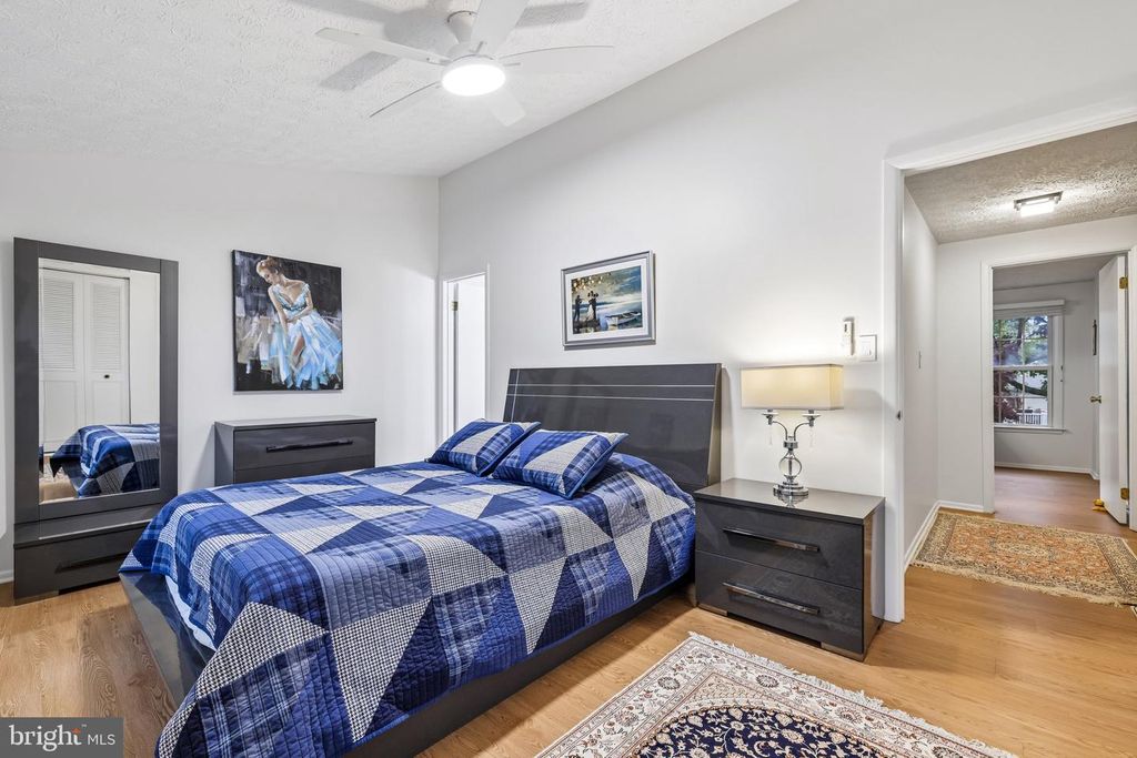 Image 22 of property listing at 7856 MARIOAK DR, Elkridge, MD 21075