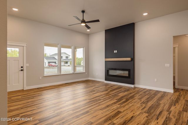 L19 B1 N Endless Circle, Palmer, AK 99645