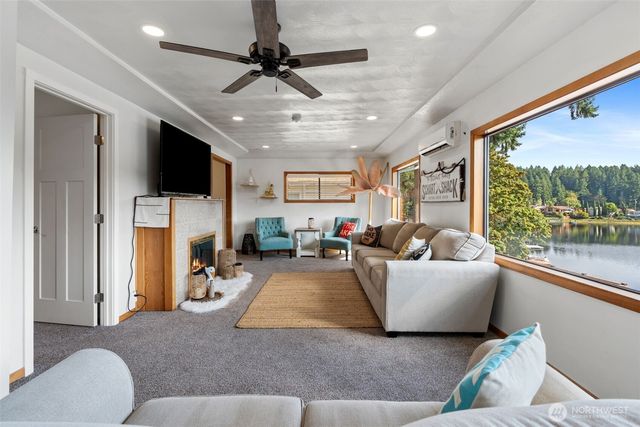 4624 Thompson Lane SE, Olympia, WA 98513