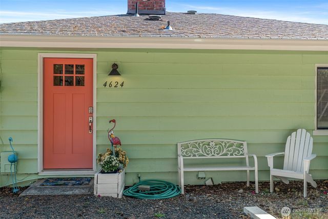 4624 Thompson Lane SE, Olympia, WA 98513