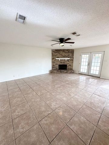 1724 Pine, Midland, TX 79705