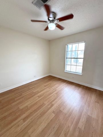 1724 Pine, Midland, TX 79705