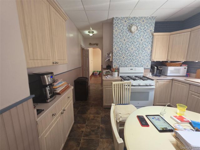 51 Tower 2, Yonkers, NY 10703