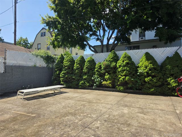 51 Tower 2, Yonkers, NY 10703
