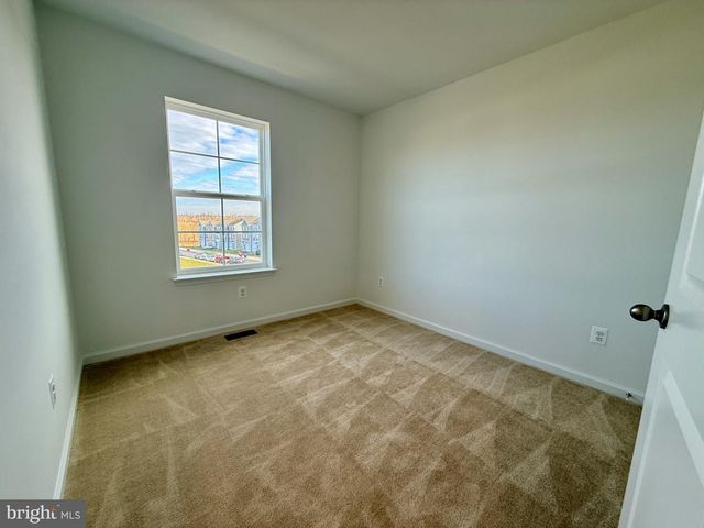 79 ABIGAIL ST, Charles Town, WV 25414