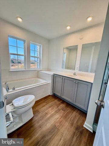 79 ABIGAIL ST, Charles Town, WV 25414