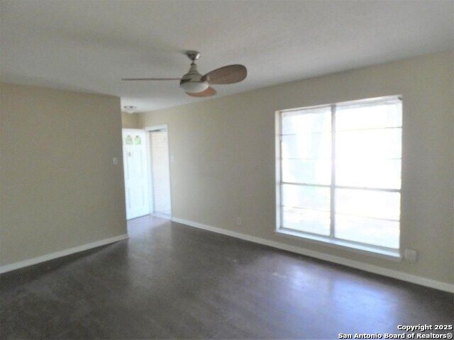 210 Loma Linda, Beeville, TX 78102