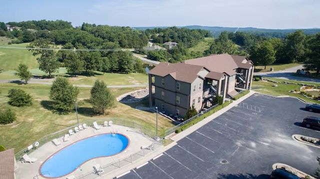 1001 Golf Drive 14, Branson West, MO 65737
