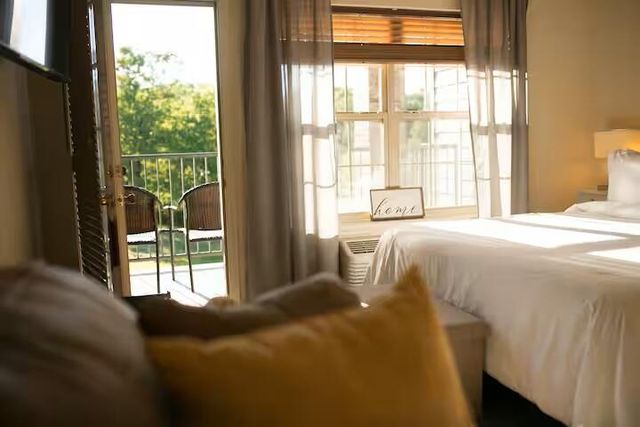 1001 Golf Drive 14, Branson West, MO 65737