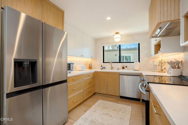 5135 w W Wooley Road, Oxnard, CA 93035