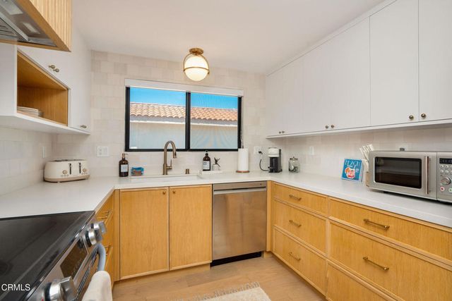 5135 w W Wooley Road, Oxnard, CA 93035