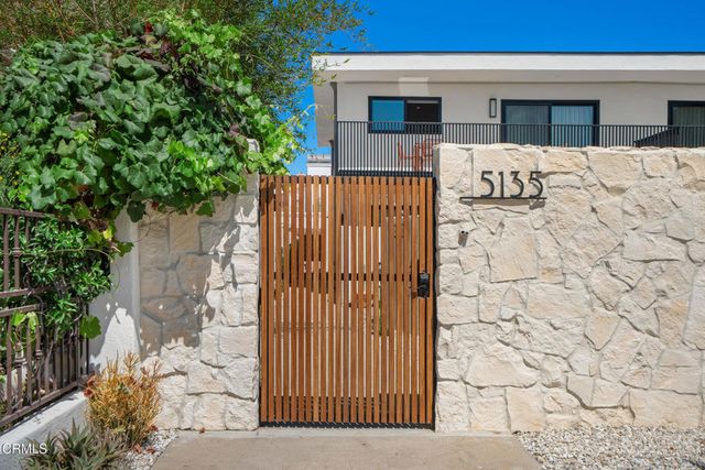 5135 w W Wooley Road, Oxnard, CA 93035