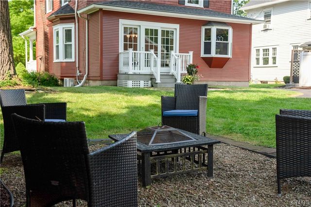 57 East Lake Street, Skaneateles, NY 13152
