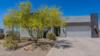 7082 W Patina Drive, Marana, AZ 85658