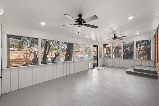 1519 W Lavender Lane, Arlington, TX 76013