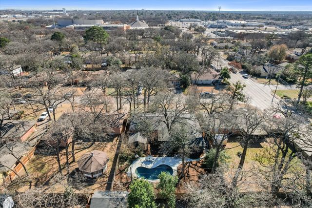 1519 W Lavender Lane, Arlington, TX 76013