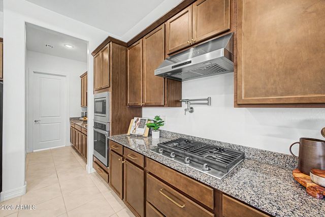 3523 W Lanham Drive, New River, AZ 85087