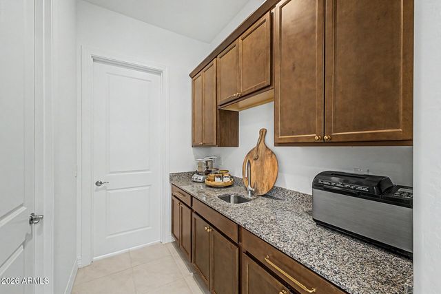 3523 W Lanham Drive, New River, AZ 85087