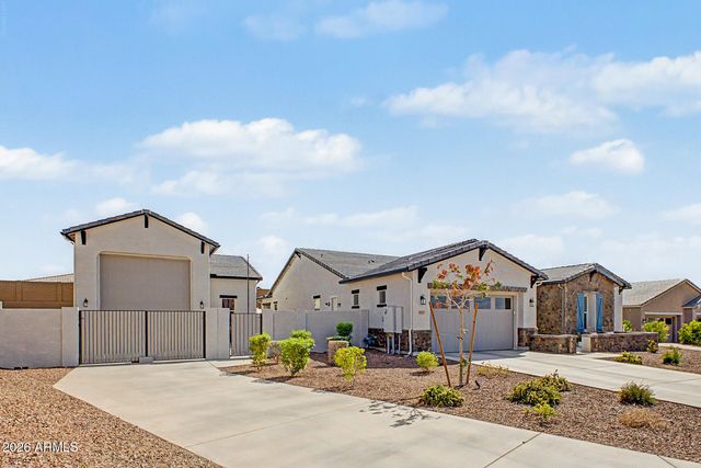 3523 W Lanham Drive, New River, AZ 85087