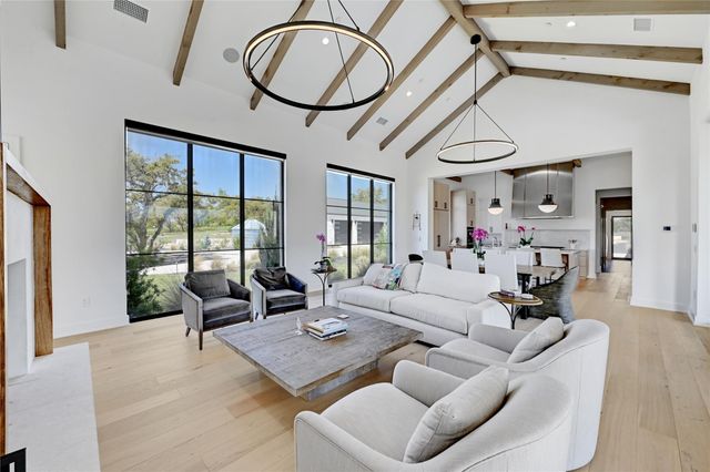 6323 Destiny Hills DR, Austin, TX 78738