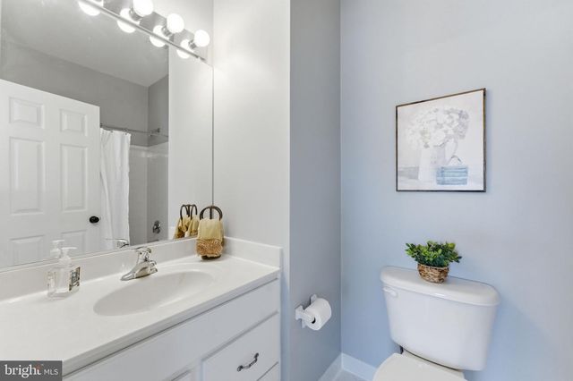 5440 SHERMAN OAKS CT, Haymarket, VA 20169