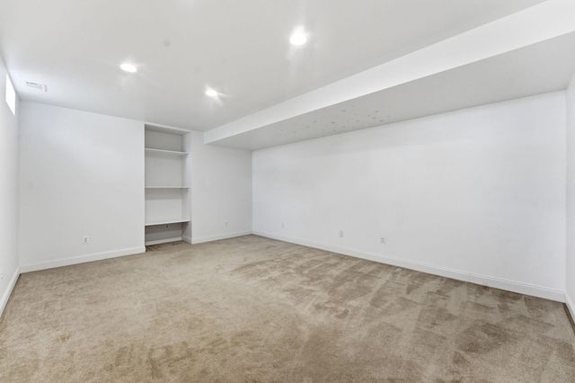 5440 SHERMAN OAKS CT, Haymarket, VA 20169