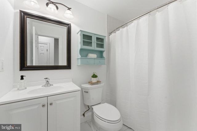 5440 SHERMAN OAKS CT, Haymarket, VA 20169