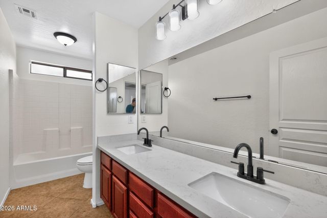 46008 W TULIP Lane, Maricopa, AZ 85139