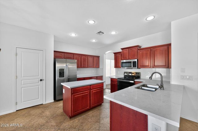 46008 W TULIP Lane, Maricopa, AZ 85139