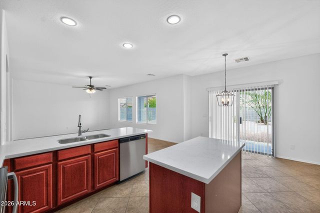 46008 W TULIP Lane, Maricopa, AZ 85139