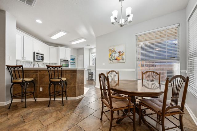 4435 Hunters Lodge DR, Round Rock, TX 78681