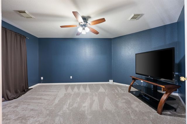 4435 Hunters Lodge DR, Round Rock, TX 78681