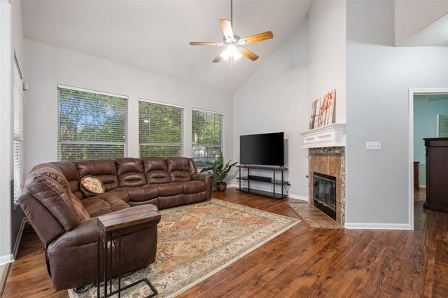 4435 Hunters Lodge DR, Round Rock, TX 78681