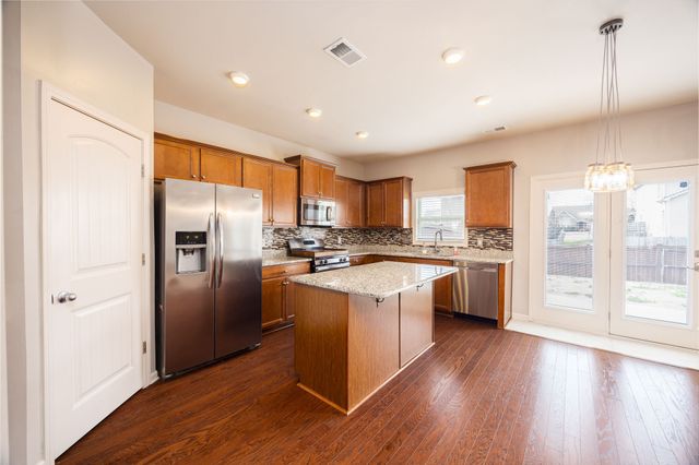 4005 Paperbirch Dr, Smyrna, TN 37167