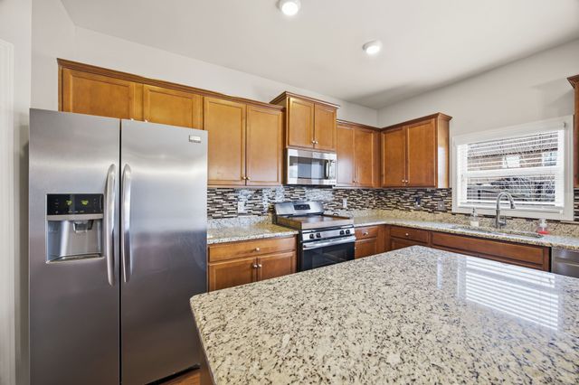 4005 Paperbirch Dr, Smyrna, TN 37167