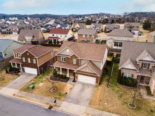 4005 Paperbirch Dr, Smyrna, TN 37167