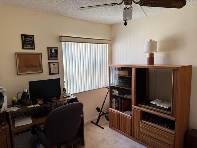 31 Chestnut Circle, Cooper City, FL 33026