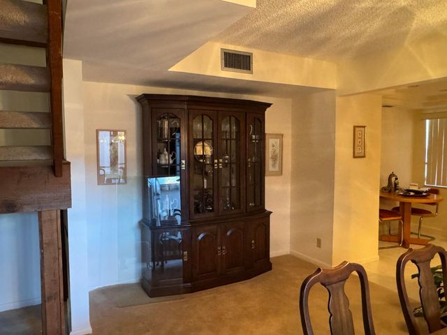 31 Chestnut Circle, Cooper City, FL 33026