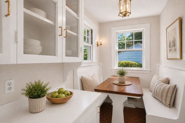 16 West Street, Belmont, MA 02478