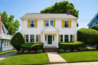 16 West Street, Belmont, MA 02478