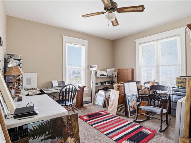 535 8th Avenue, Marion, IA 52302