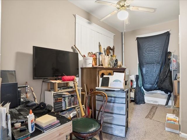 535 8th Avenue, Marion, IA 52302