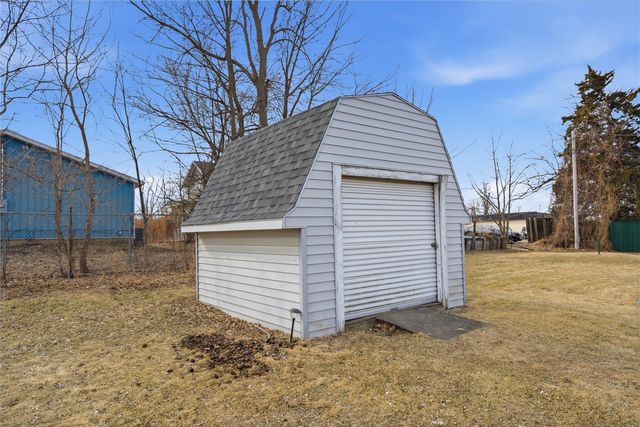 535 8th Avenue, Marion, IA 52302