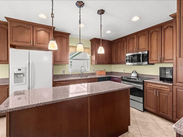 322 FALLING WATERS LANE 163, Englewood, FL 34223