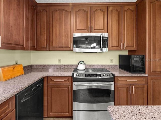 322 FALLING WATERS LANE 163, Englewood, FL 34223